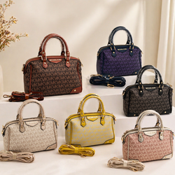 Michael Kors Hand Bag 3357